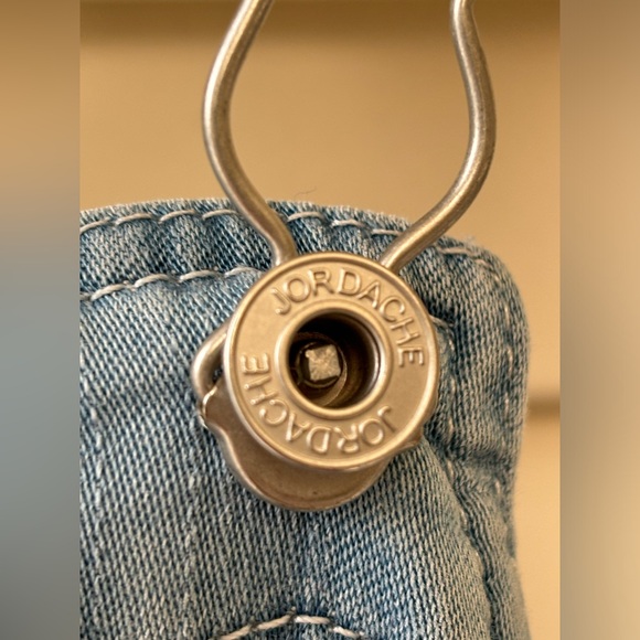 Super Soft Jordache Chambray overalls. - Picture 5 of 13